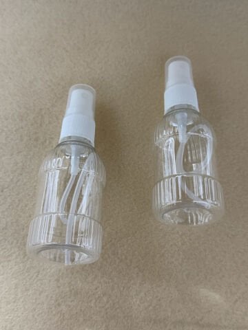 Çizgili Silindir Sprey Başlıklı 40ml Plastik Şişe